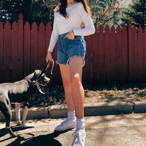 Meet your Posher, Calaya